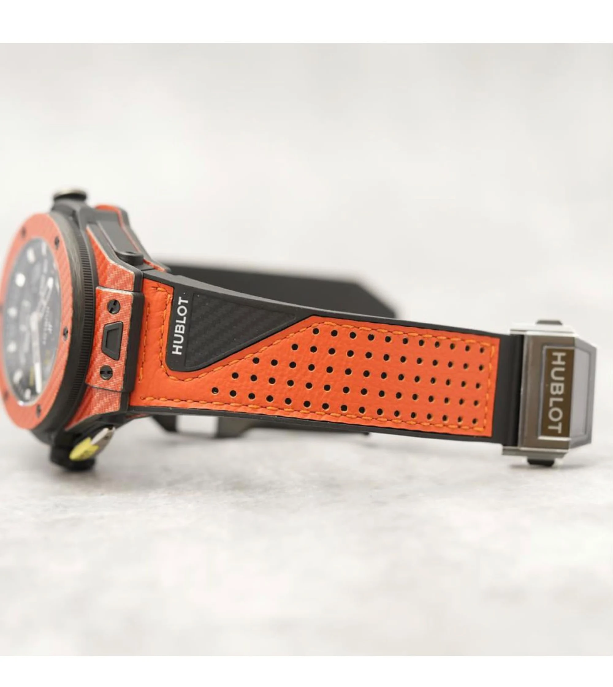 Hublot Big Bang Unico Golf Orange Carbon 45mm Ref. 416.YO.1120.VR — gallery view 3