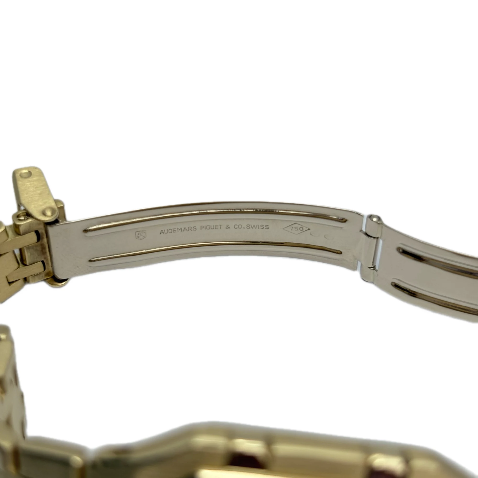 Audemars Piguet Royal Oak Quartz 6009BA – 28 × 38 mm Yellow Gold — gallery view 7
