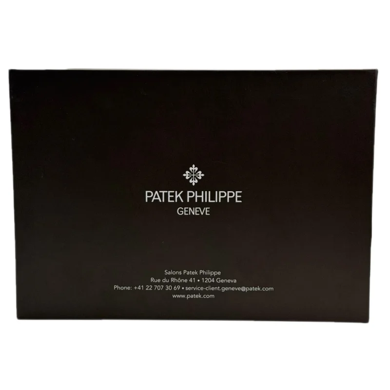 Patek Philippe Commitment to Service Booklet – view 3