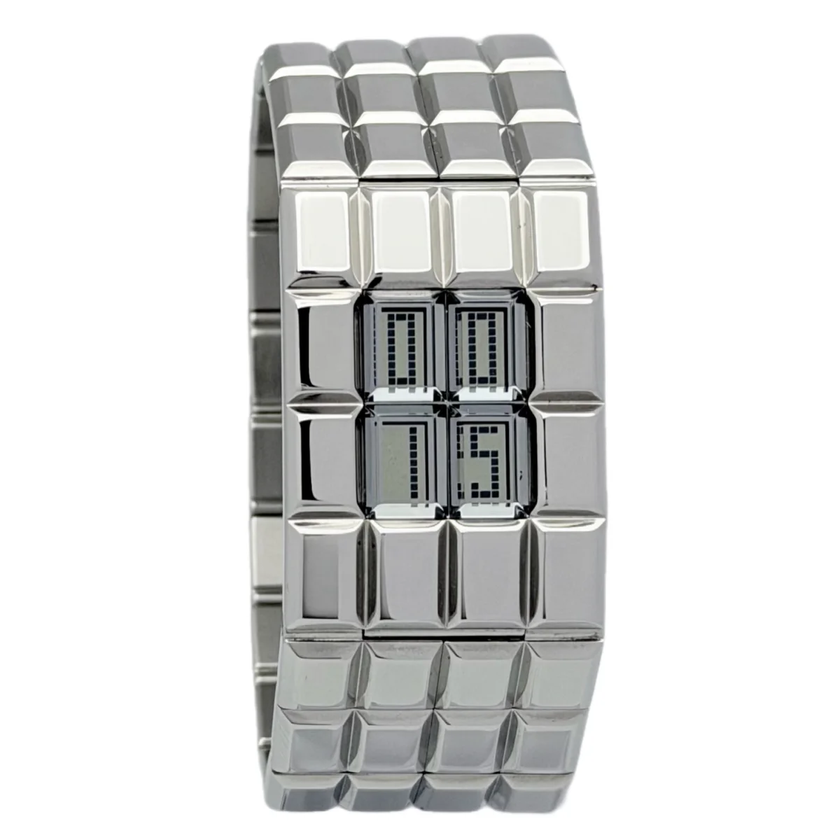 Chanel Chocolate – 23.7 × 23.7 mm Steel