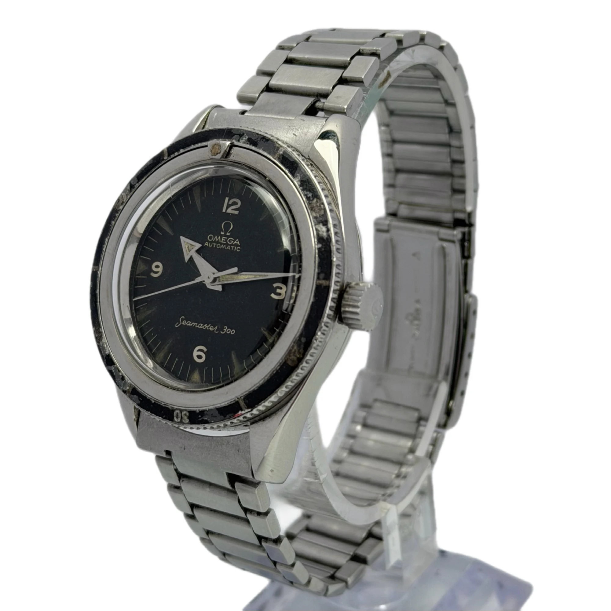 Vintage Omega Seamaster 300 2913-8 – 38 mm Steel — gallery view 3