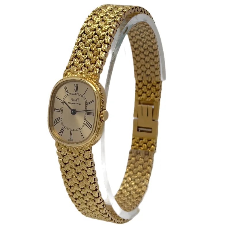 Vintage Piaget Ellipse 8968 – 1970s Yellow Gold with Box & Papers – view 2