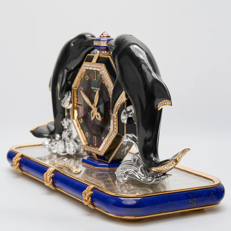 Patek Philippe Dolphin Table Clock – Gold, Diamonds & Mother-of-Pearl – view 2