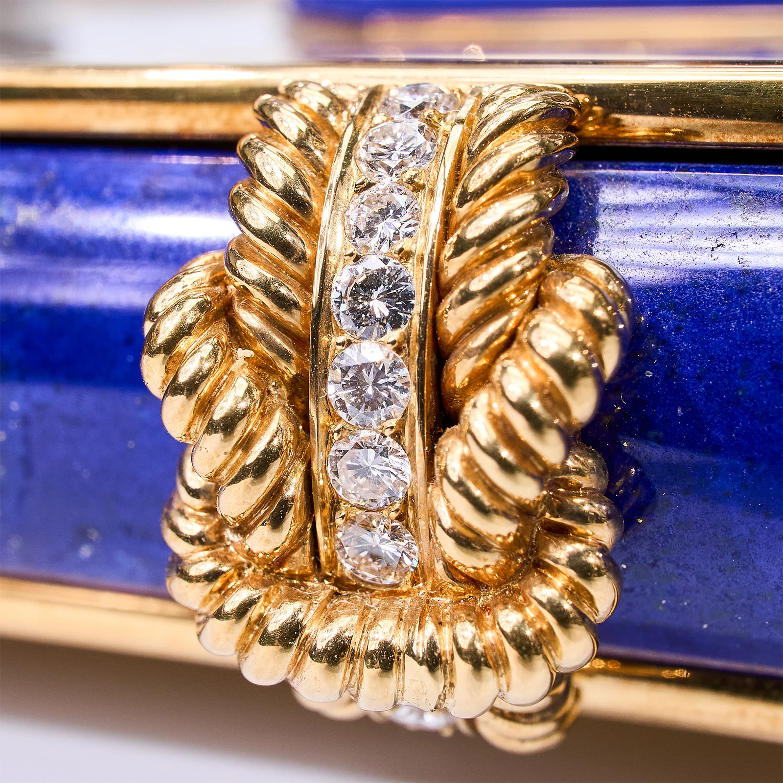 Настольные часы Patek Philippe с дельфинами — золото, бриллианты, перламутр — фото 11