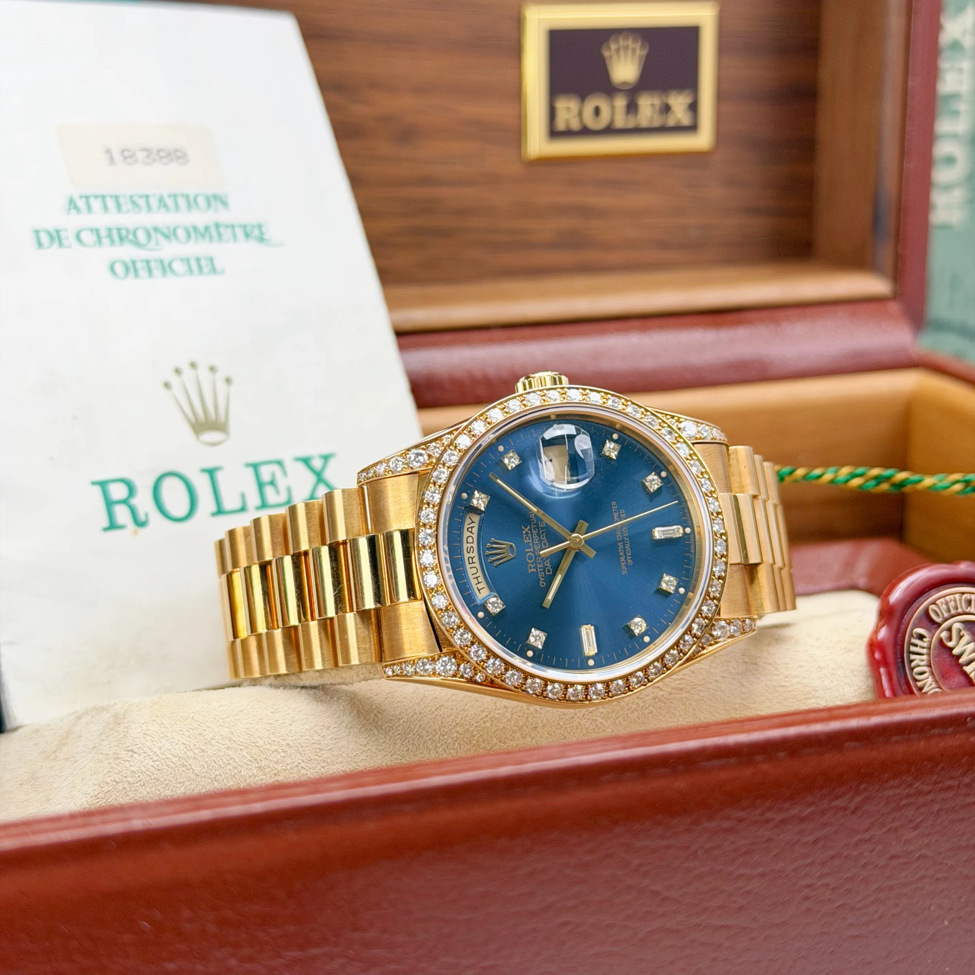 Rolex Day-Date 18388 Sultan Qaboos Emblem – 1991, 36 mm Yellow Gold — gallery view 3
