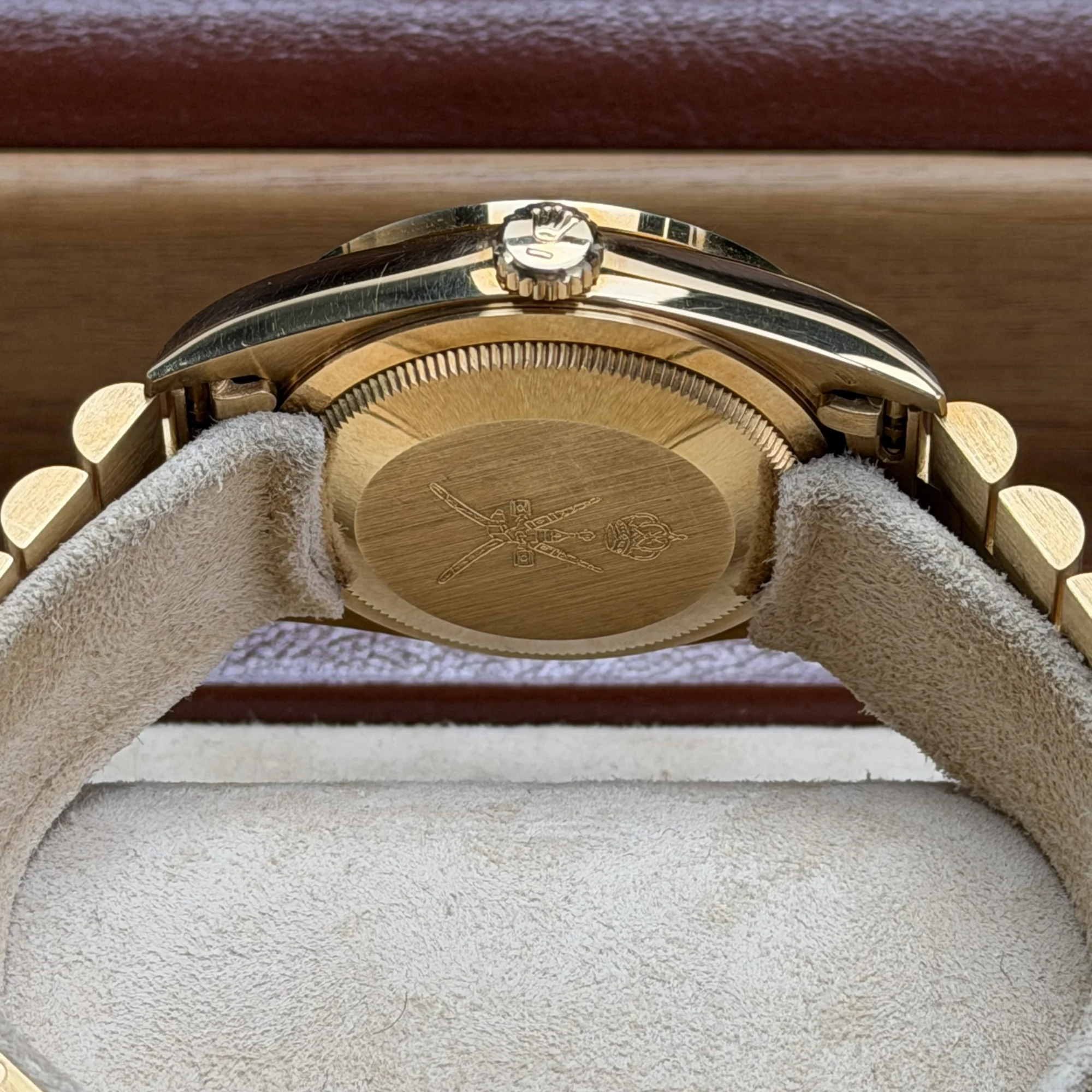 Rolex Day-Date 18388 Sultan Qaboos Emblem – 1991, 36 mm Yellow Gold — gallery view 7