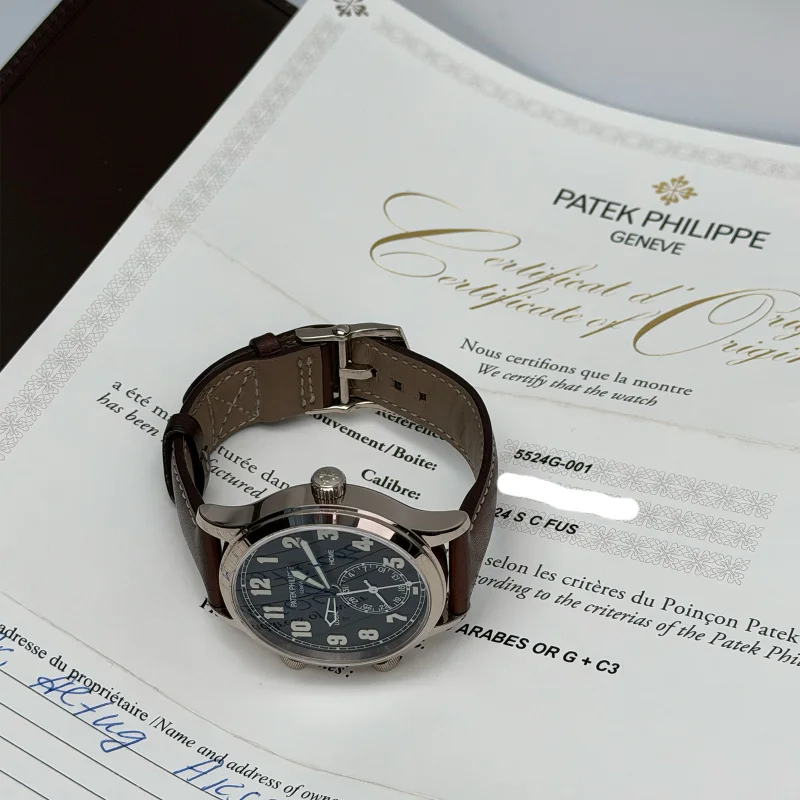 Patek Philippe Calatrava reference 5524G-001 luxury watch — view 3