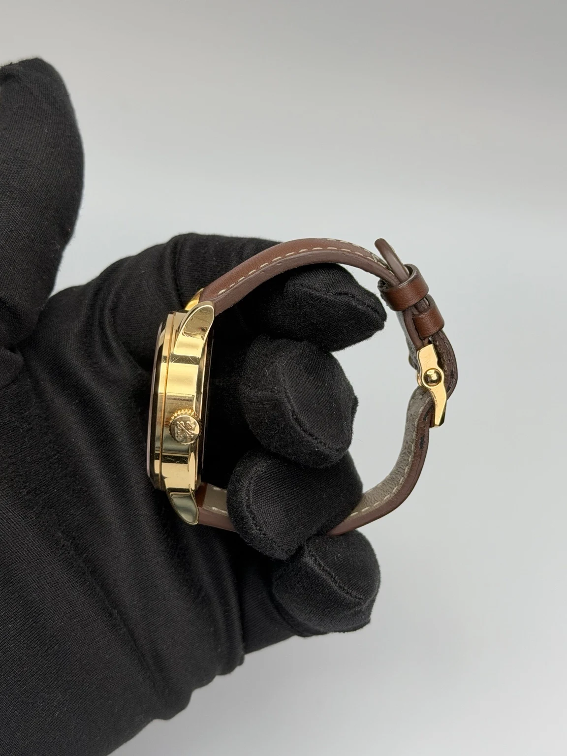 Patek Philippe Calatrava Iraqi Coat of Arms 7234R-001 — gallery view 5