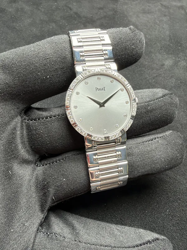 Piaget Diamond Dancer reference 84024 luxury watch — view 2