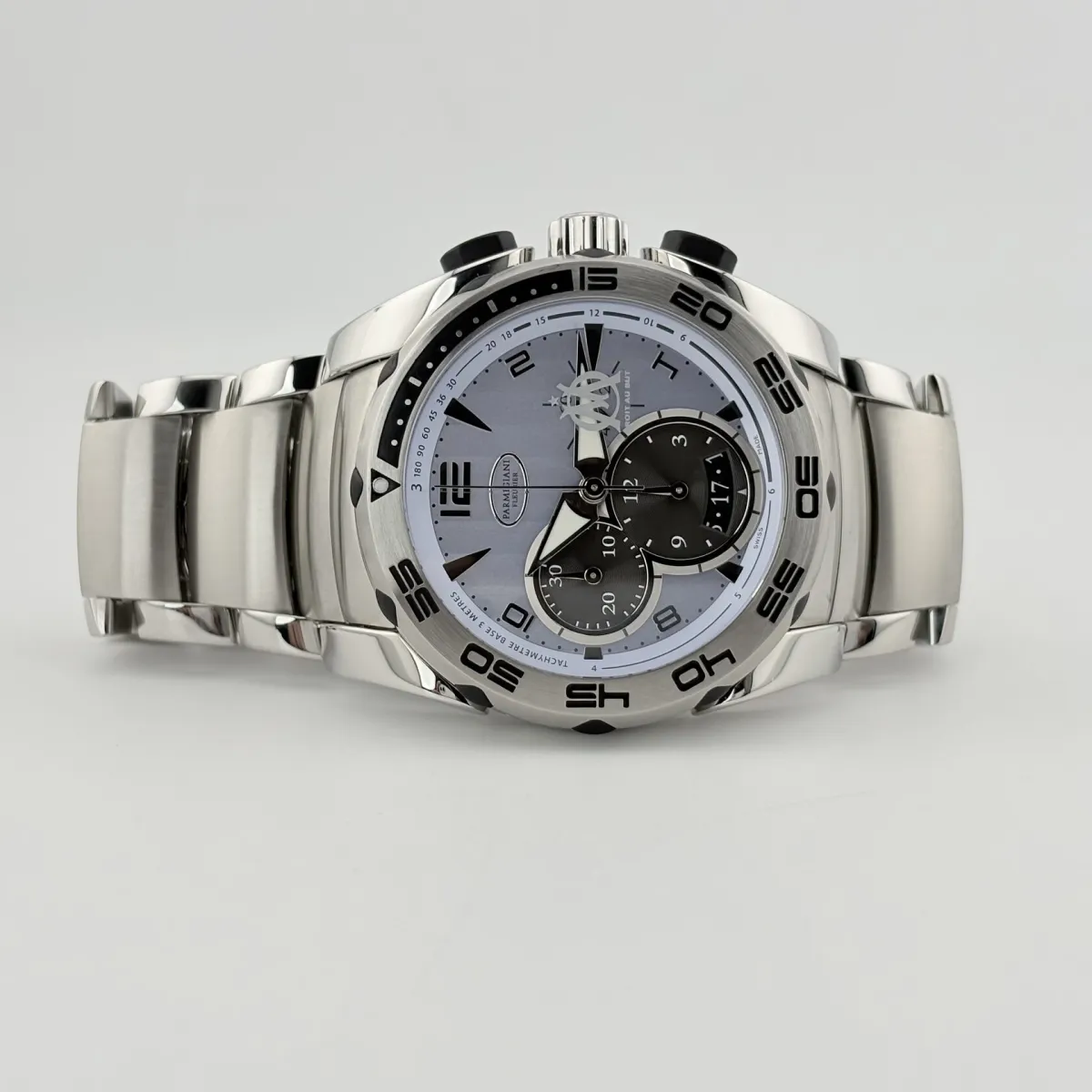 Parmigiani Fleurier Pershing PFC528-0010500-B00102