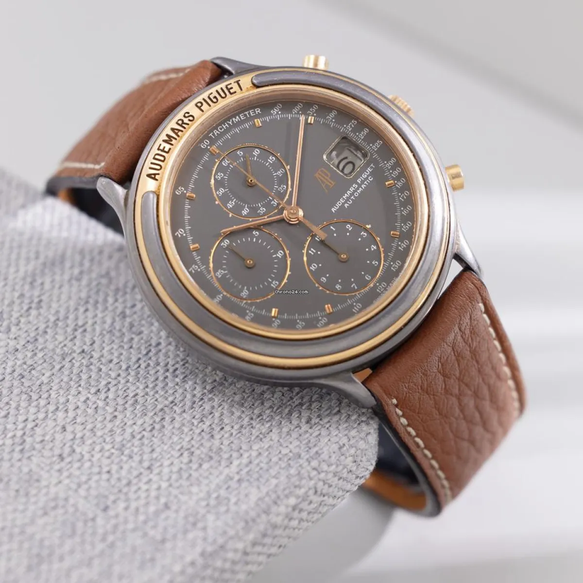Audemars Piguet Huitième 25644TR